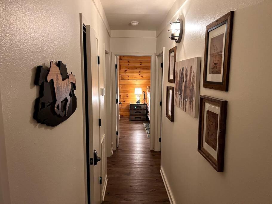 The Horse Cabin At Natural State Cabins Morning Star Extérieur photo